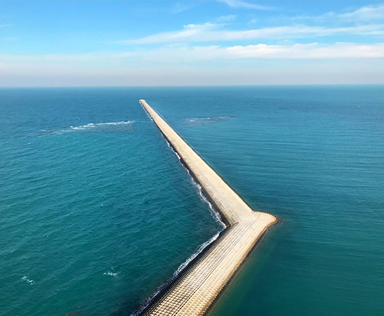 沙特海尔港四期防波堤项目